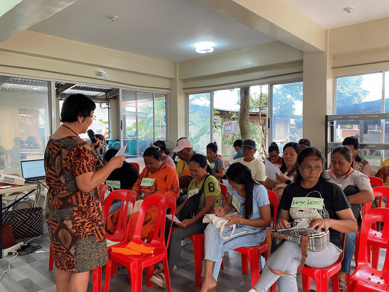 5AF3104D-EDE3-433E-BC5A-D0C7C4C4CFD1